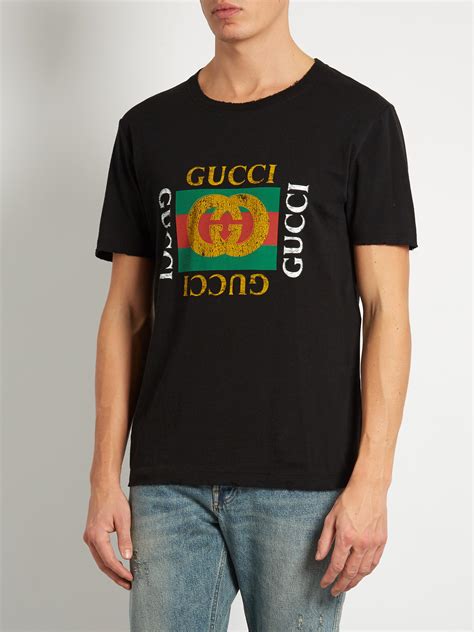 pictures of Gucci t shirts